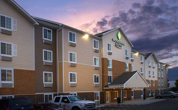 Extended Stay Hotel in Romeoville, IL | WoodSpring Suites Chicago Romeoville